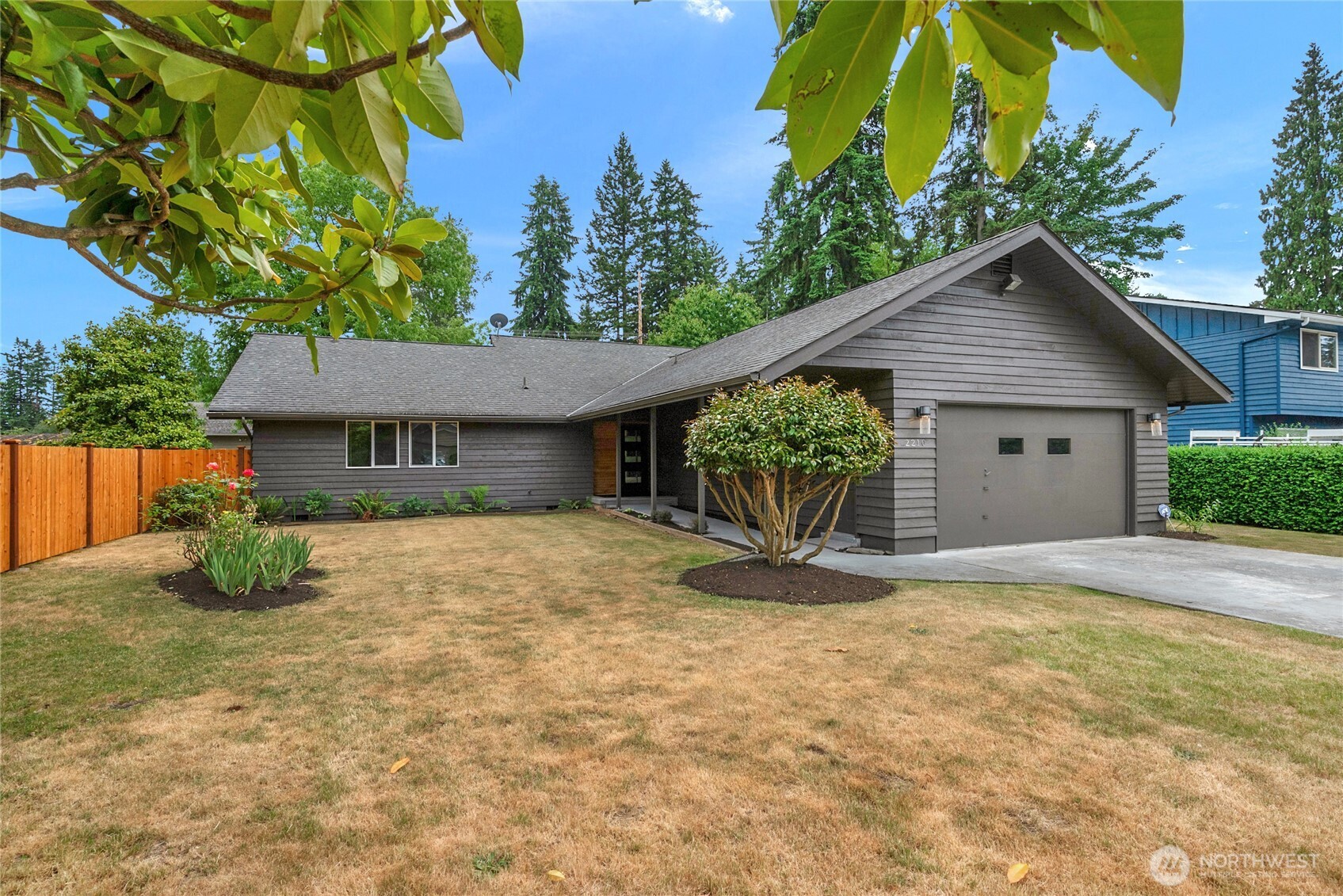 2210 Sturgeon Drive Property Photo