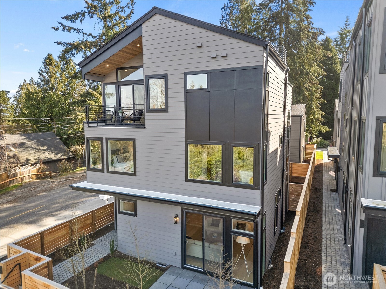 1261 NE 100th Street Property Photo 1
