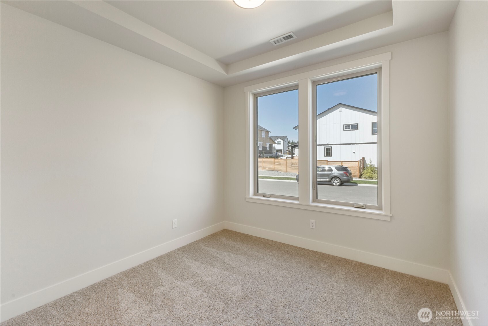 15313 208th Avenue Ct Property Photo 5