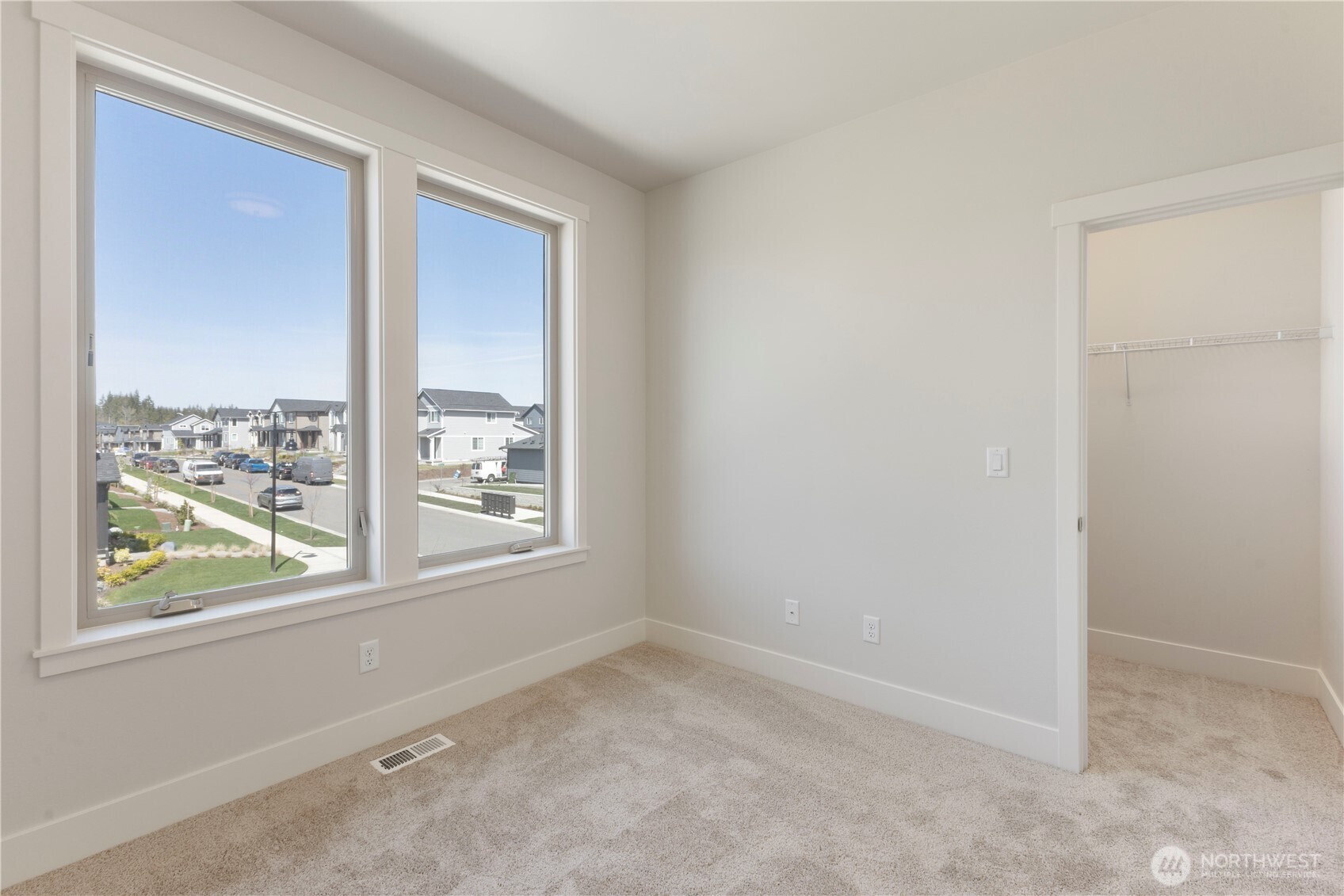 15313 208th Avenue Ct Property Photo 24
