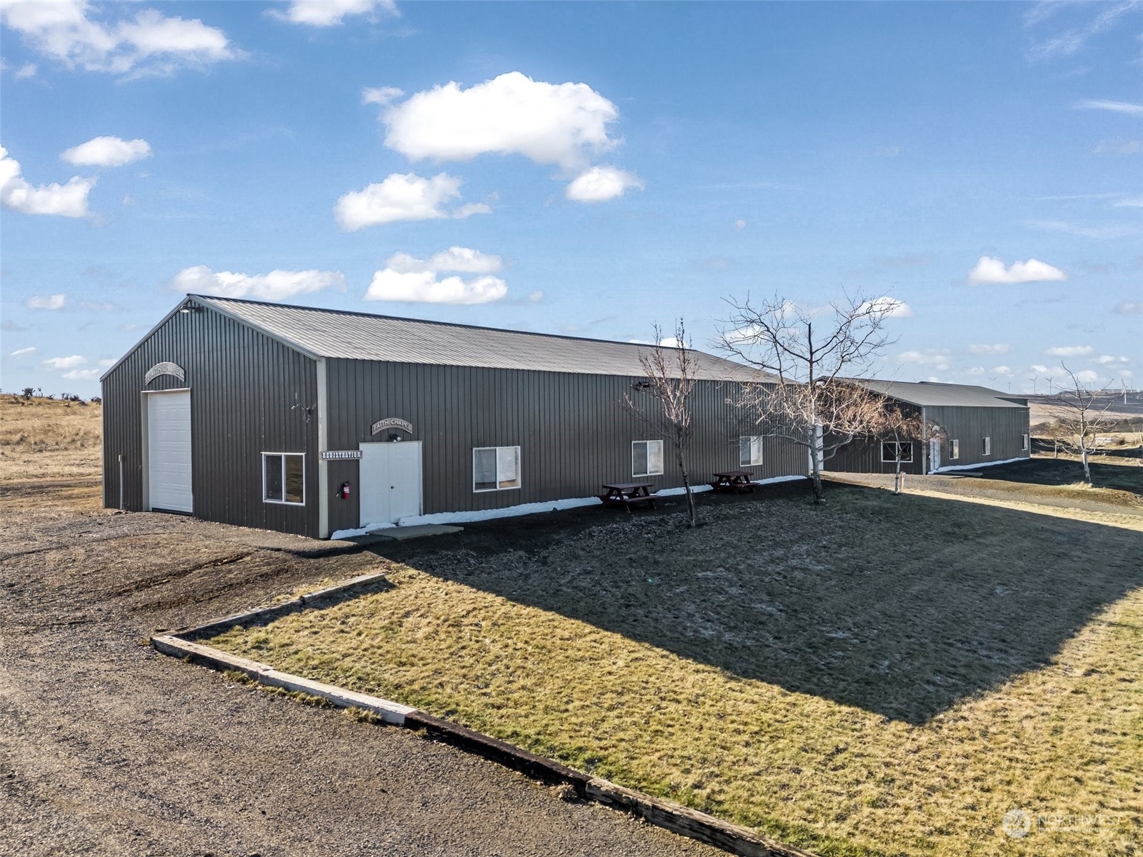 100 Grace Way Property Photo 3