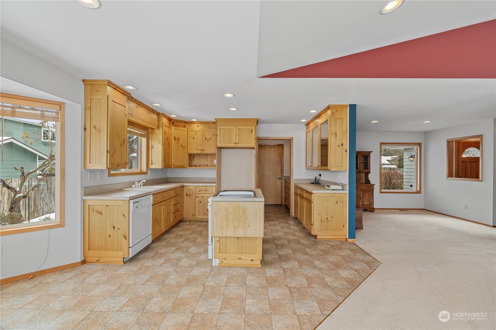 912 Bell Drive Property Photo 14
