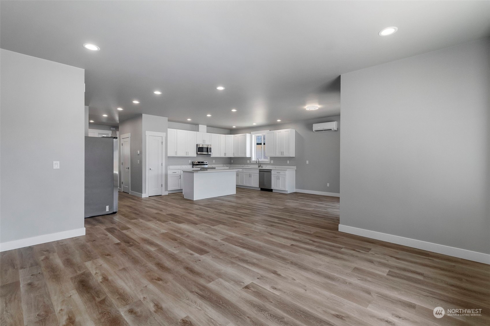 737 Gadwall Court Property Photo 13