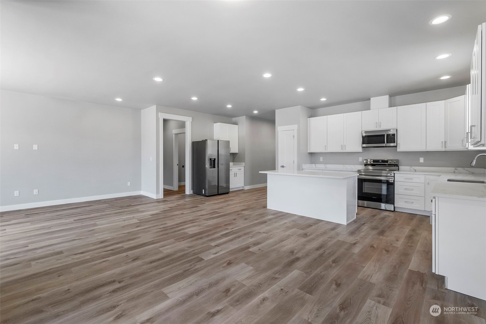 737 Gadwall Court Property Photo 14