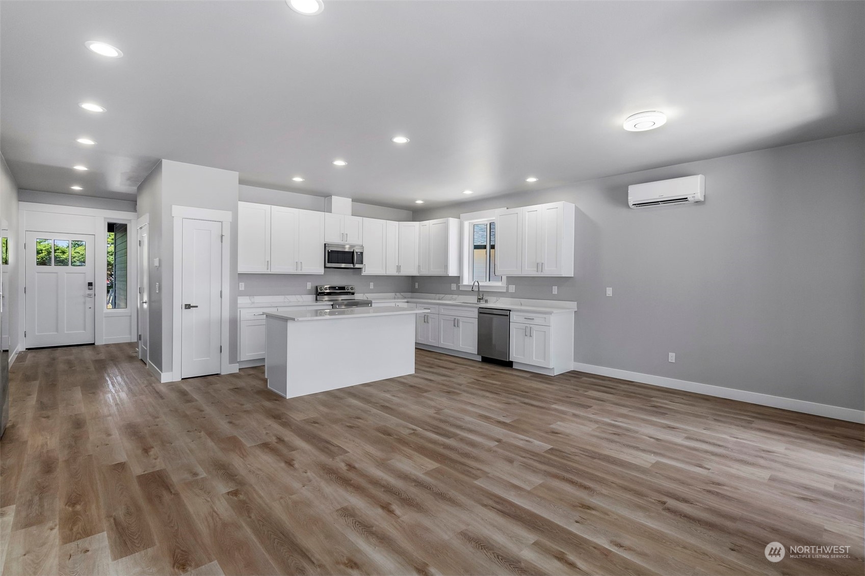 737 Gadwall Court Property Photo 15