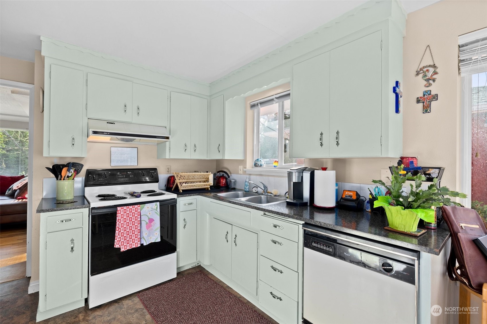 5435 Hyada Boulevard Property Photo 10