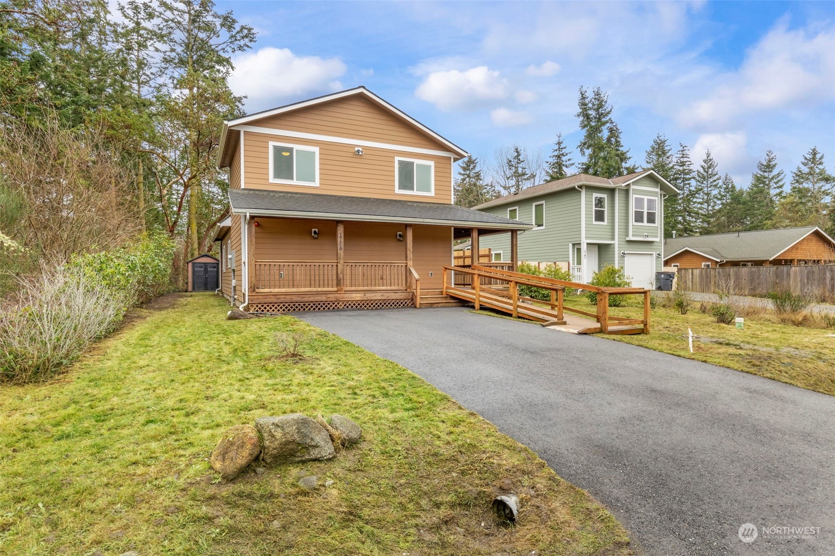 1725 31st Street Property Photo 1