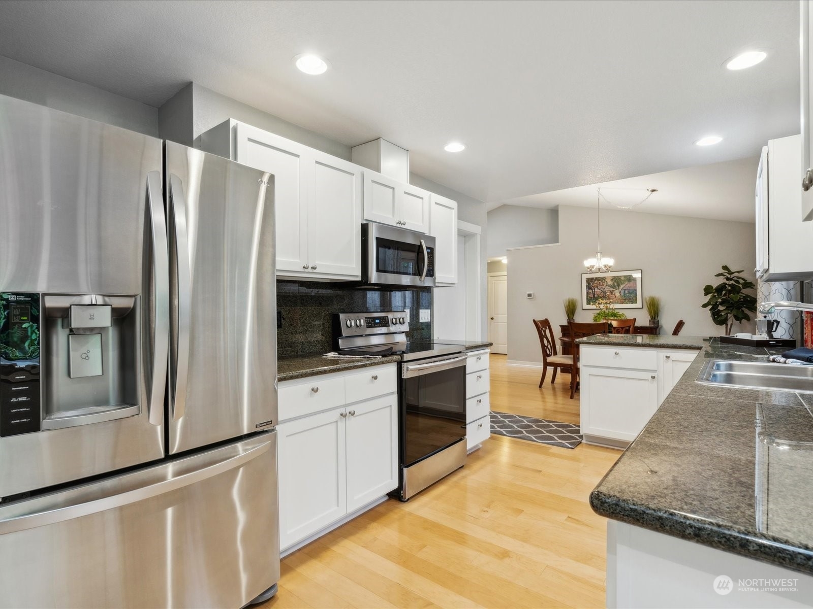 3423 Harborcrest Court Property Photo 12