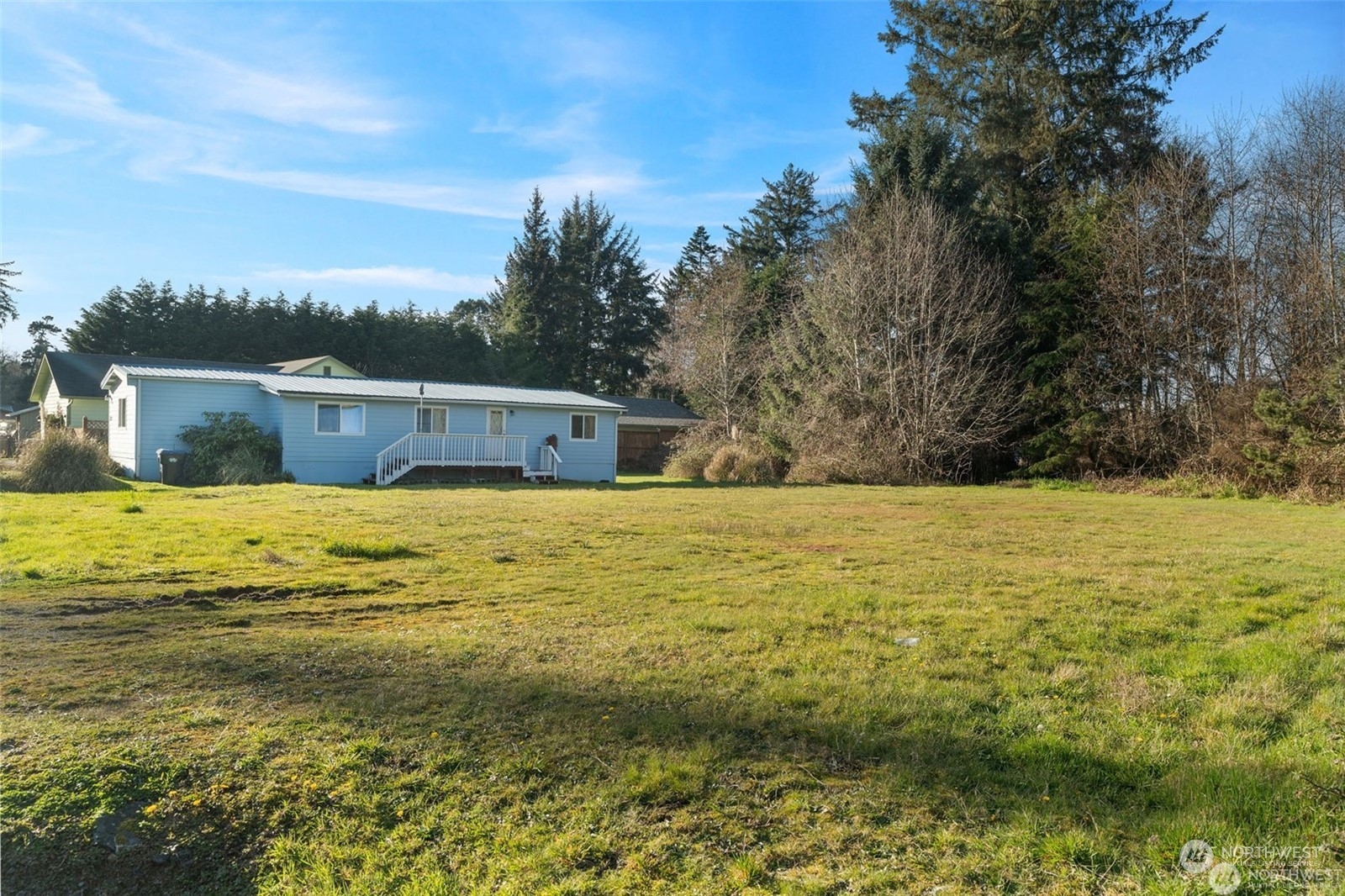 522 W Newell Property Photo 2