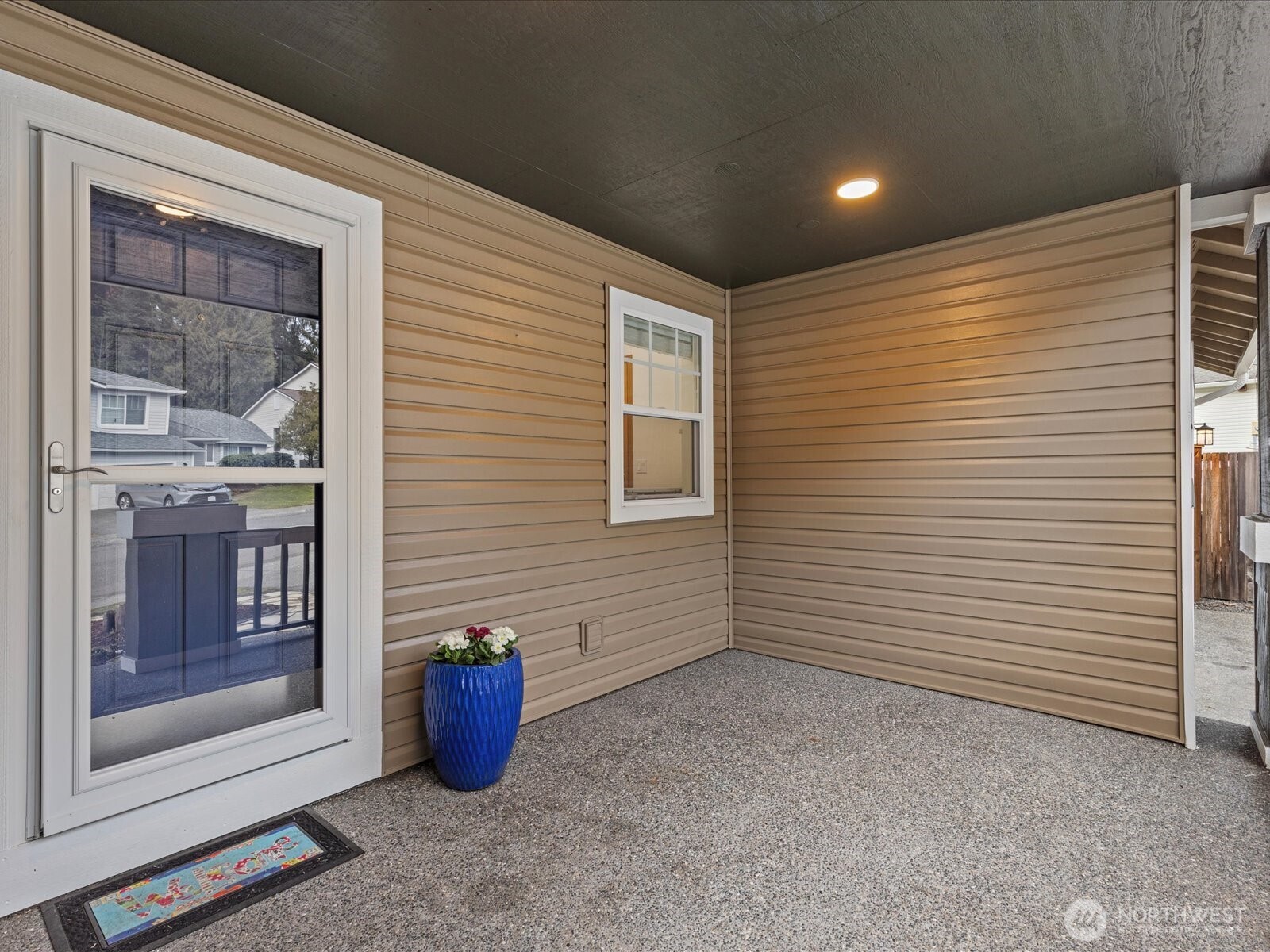 14320 53rd Avenue Property Photo 6