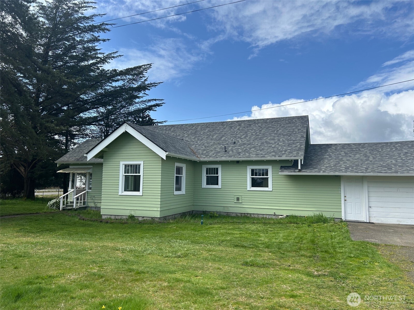 306 S 6th Street Property Photo