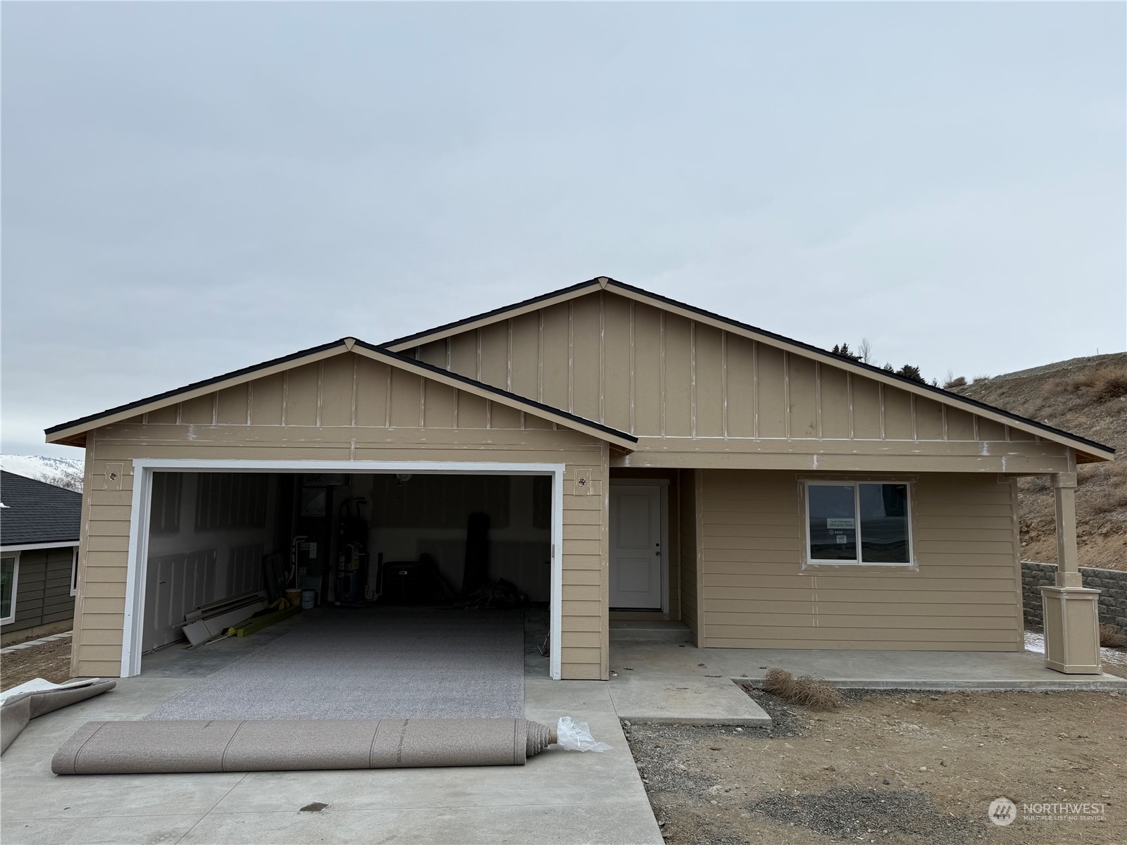 844 N Macaw Avenue Property Photo