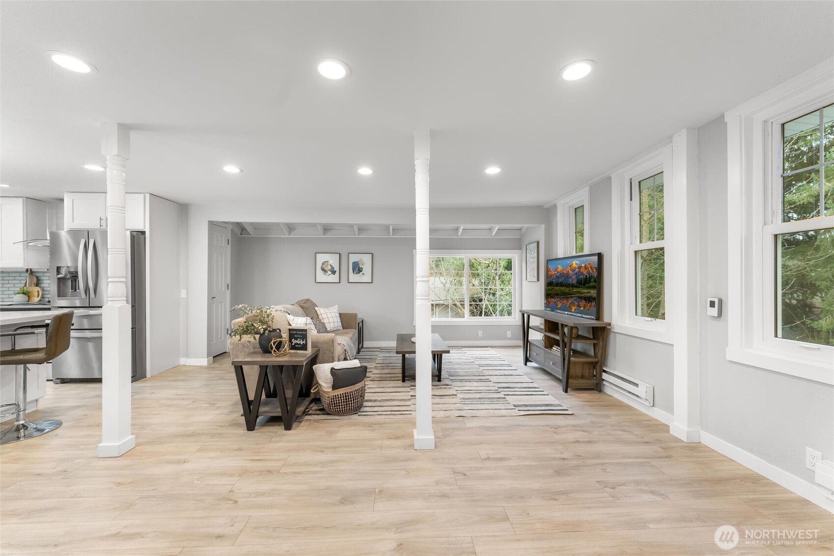 1813 113th Drive Property Photo 6