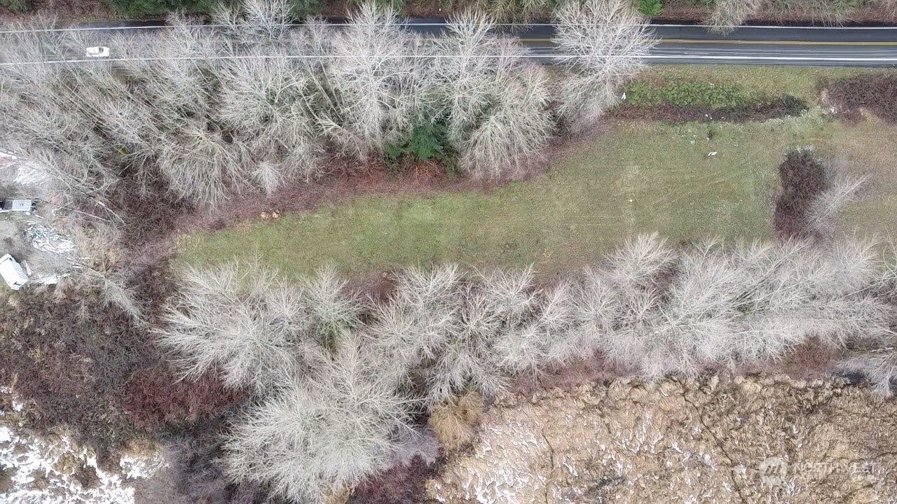 2200 Black Lake Boulevard Property Photo 7