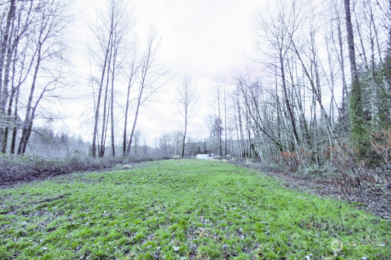 2200 Black Lake Boulevard Property Photo 11