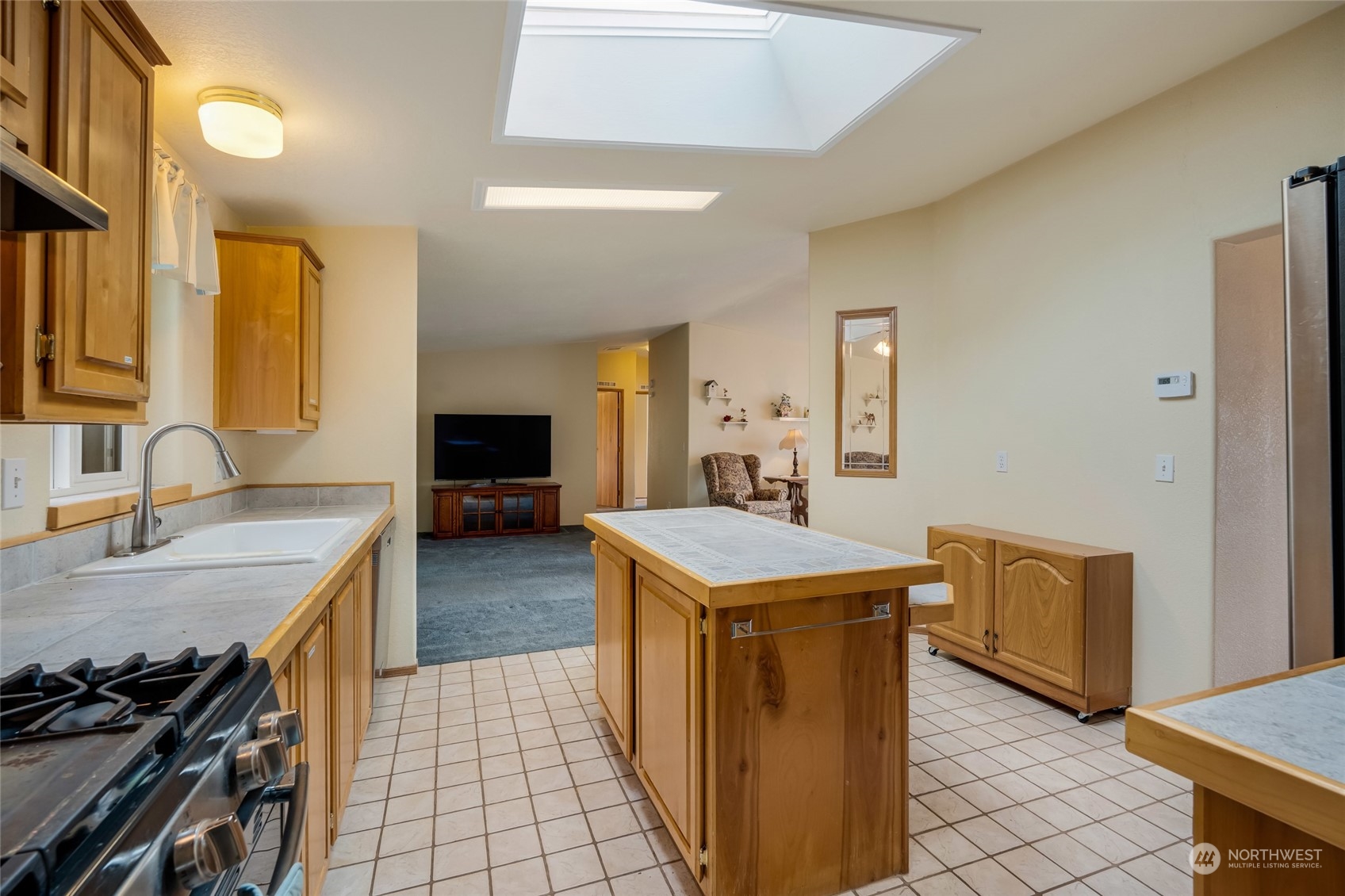 1033 Courtney Lane Property Photo 11