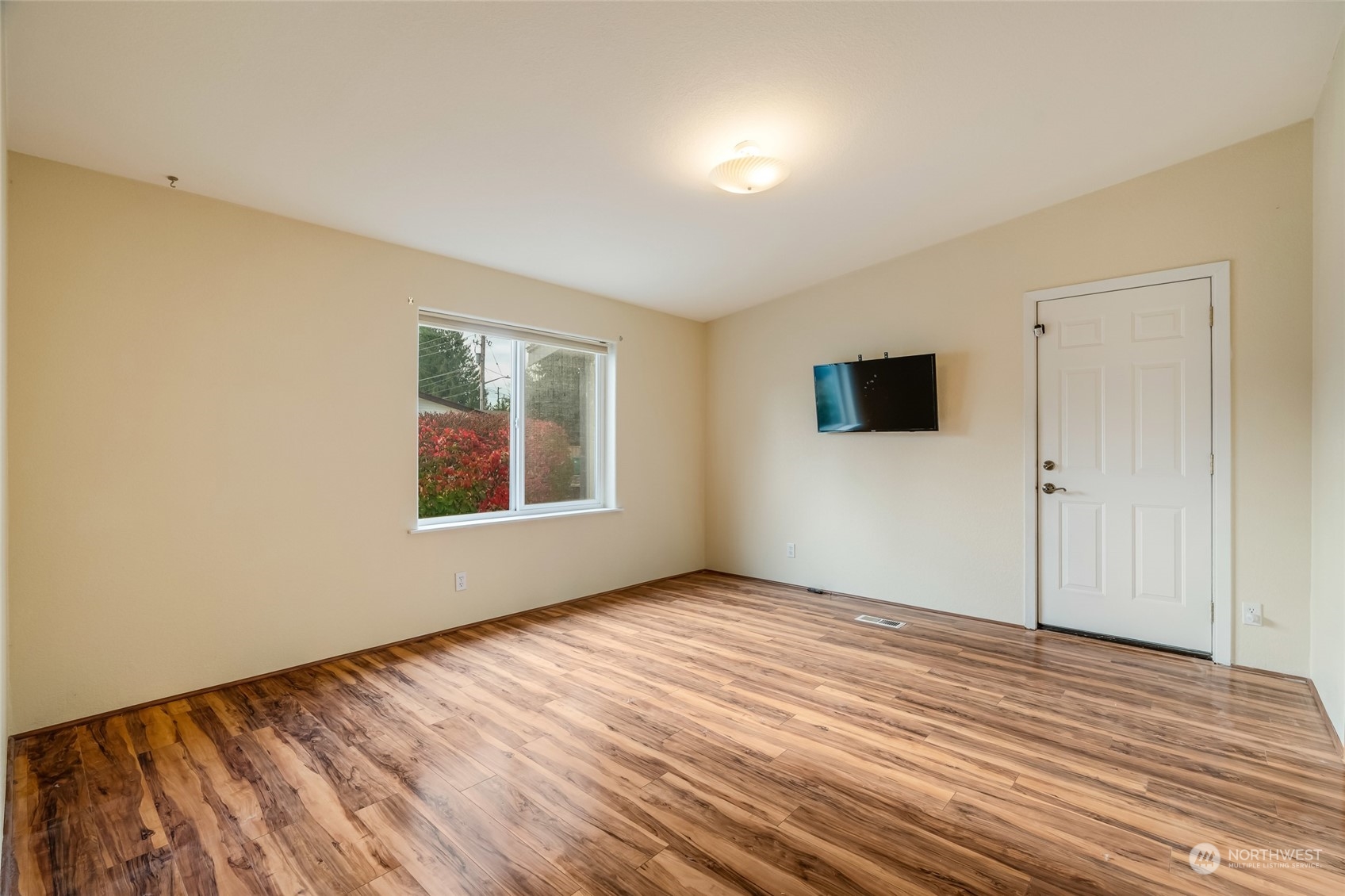1033 Courtney Lane Property Photo 13
