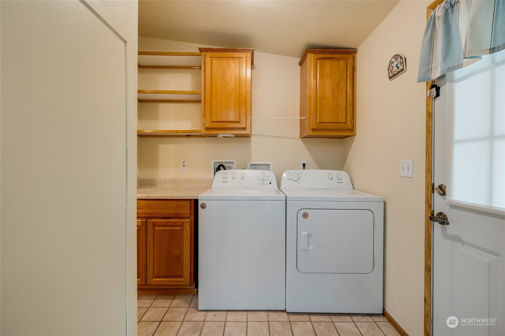 1033 Courtney Lane Property Photo 21
