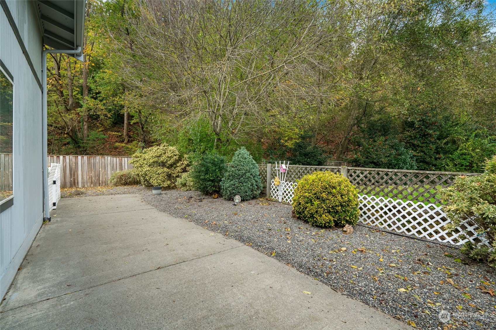 1033 Courtney Lane Property Photo 26