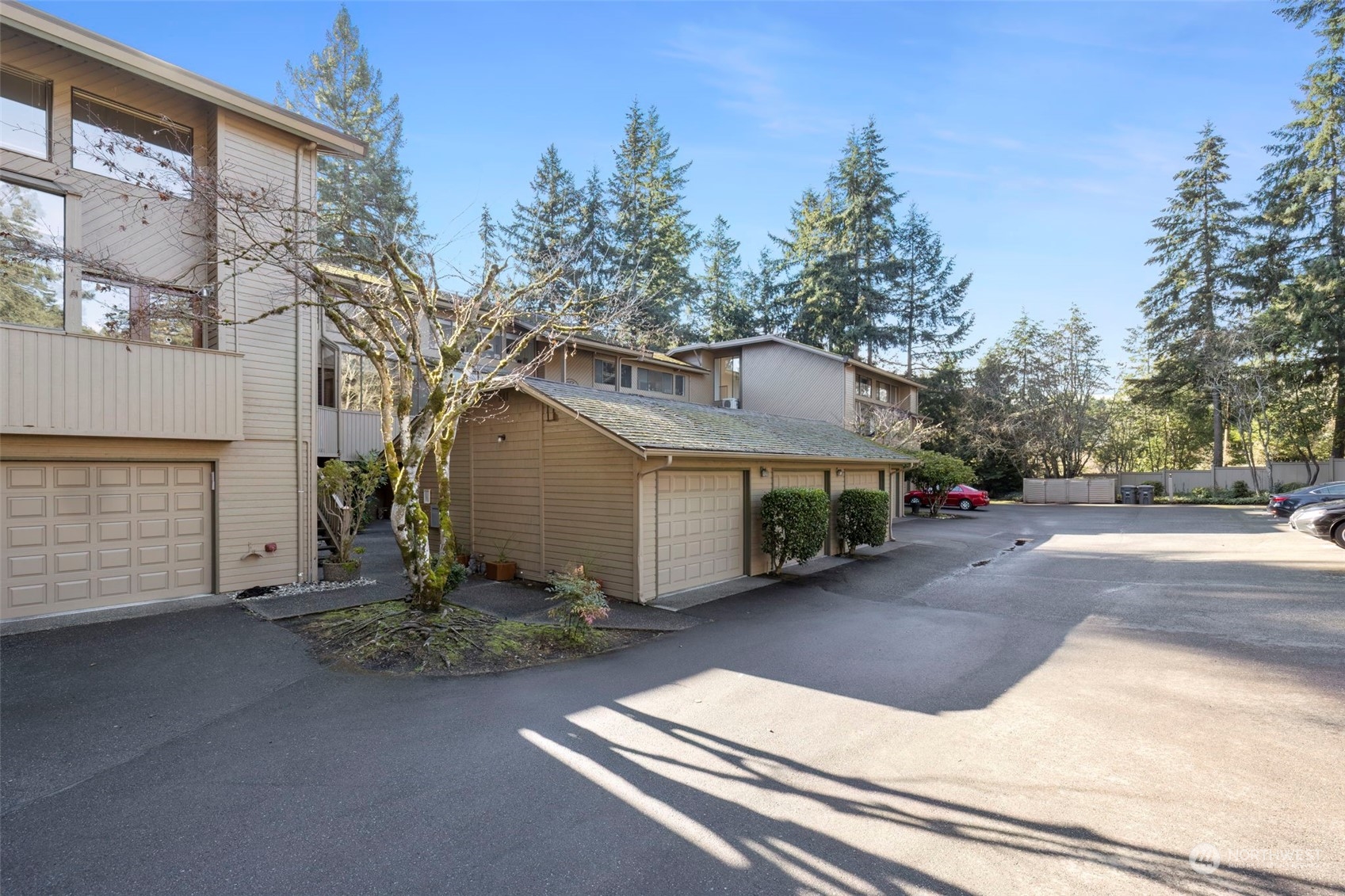 2017 Narrows View Circle A203 Property Photo 4