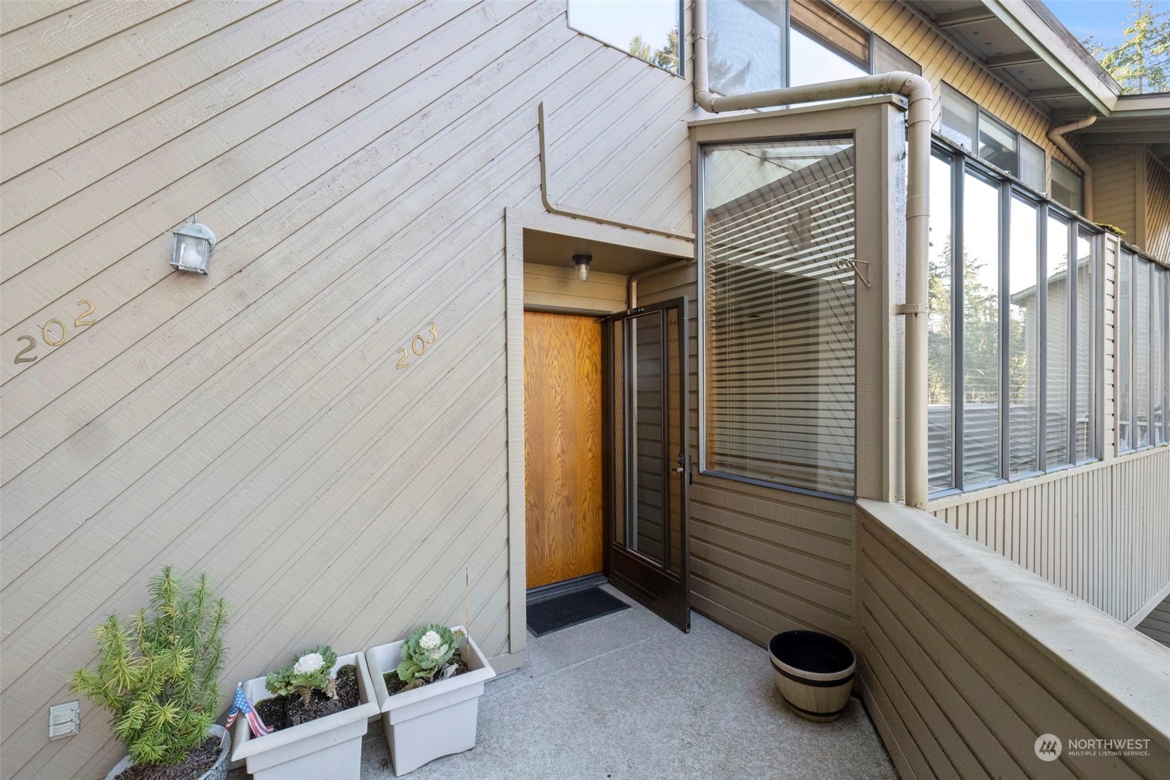 2017 Narrows View Circle A203 Property Photo 8