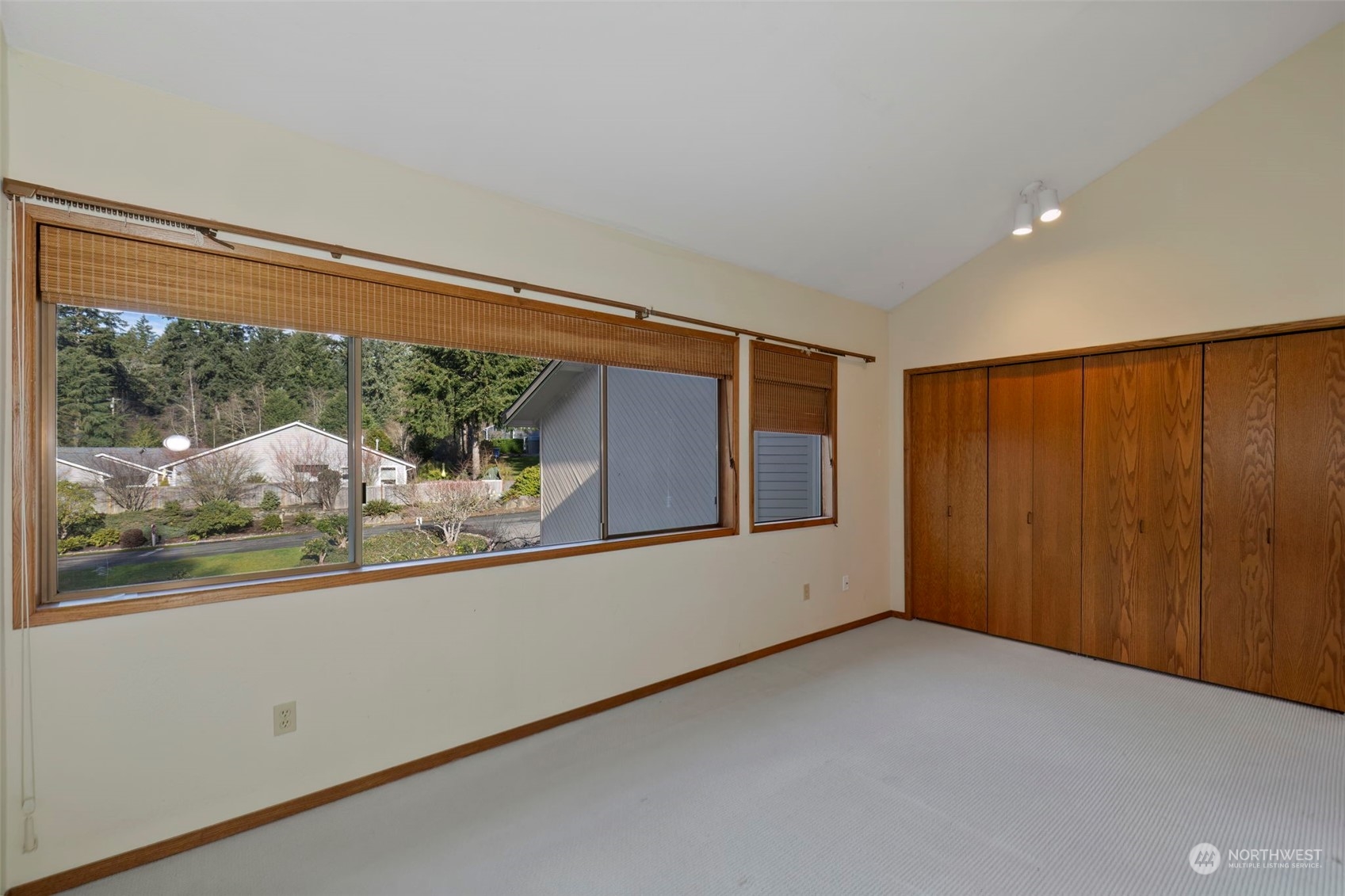 2017 Narrows View Circle A203 Property Photo 35