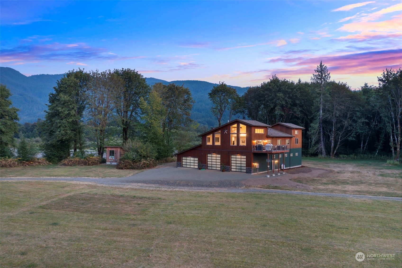 10718 Us 12 Property Photo