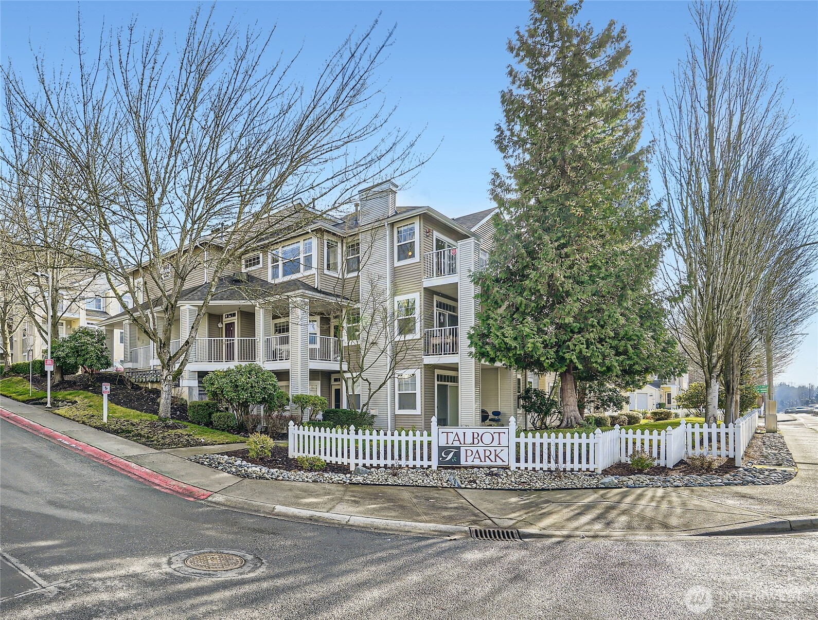 402 S 47th Street F Property Photo