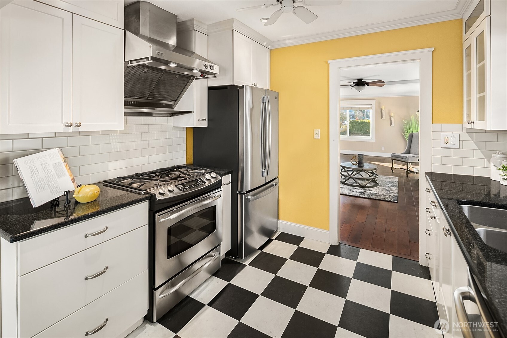 3103 Park Avenue Property Photo 9