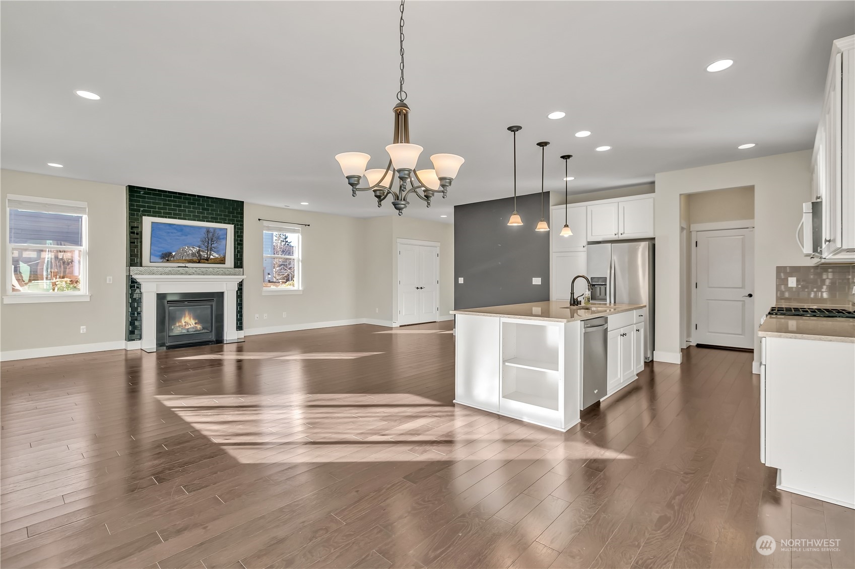 18808 135th Street Ct Property Photo 5