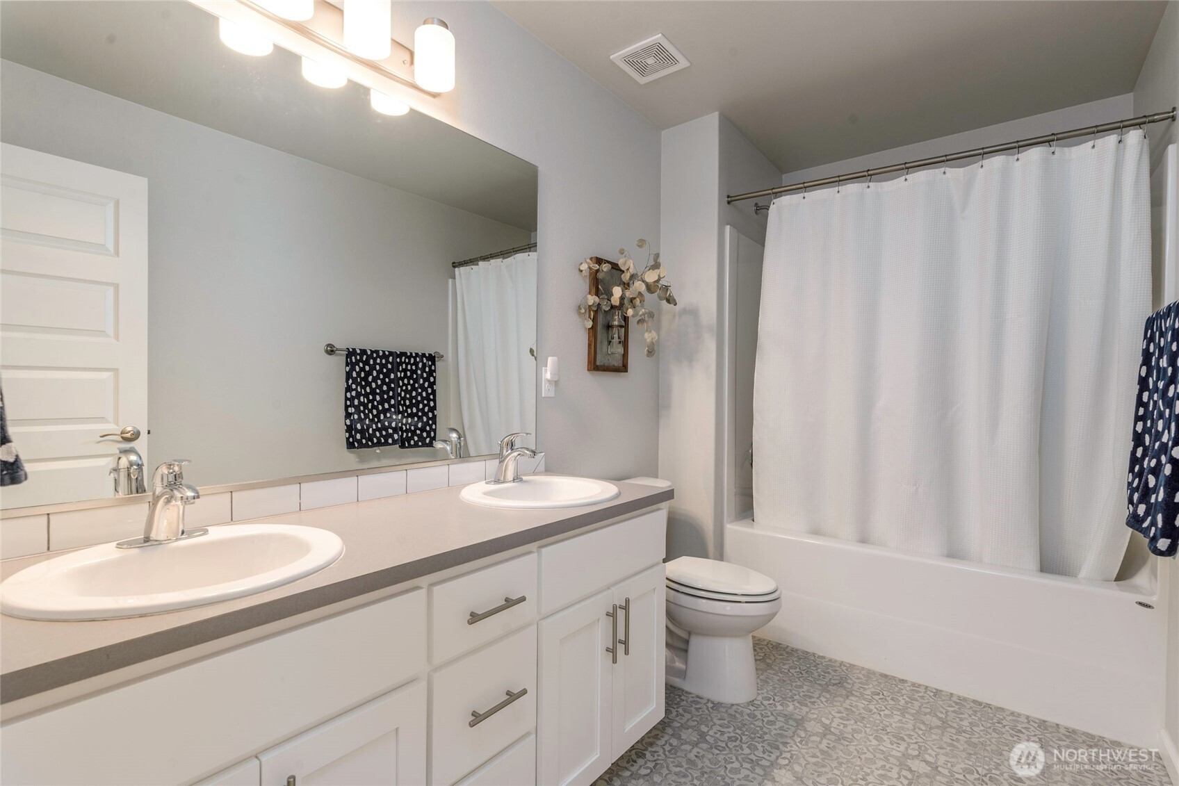 5439 Oystercatcher Lane Property Photo 24