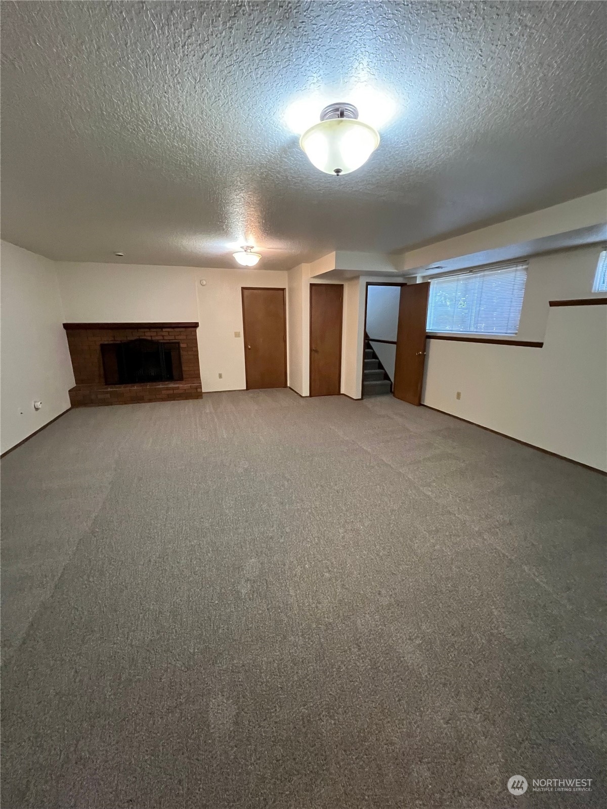 252 Elm Street B Property Photo 14