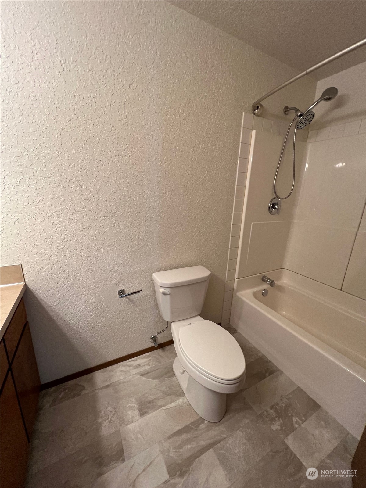 252 Elm Street B Property Photo 21