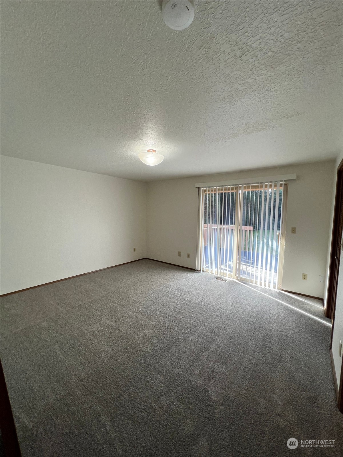 252 Elm Street B Property Photo 23