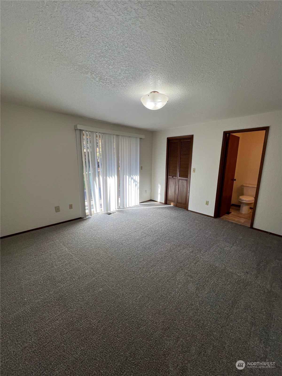 252 Elm Street B Property Photo 24