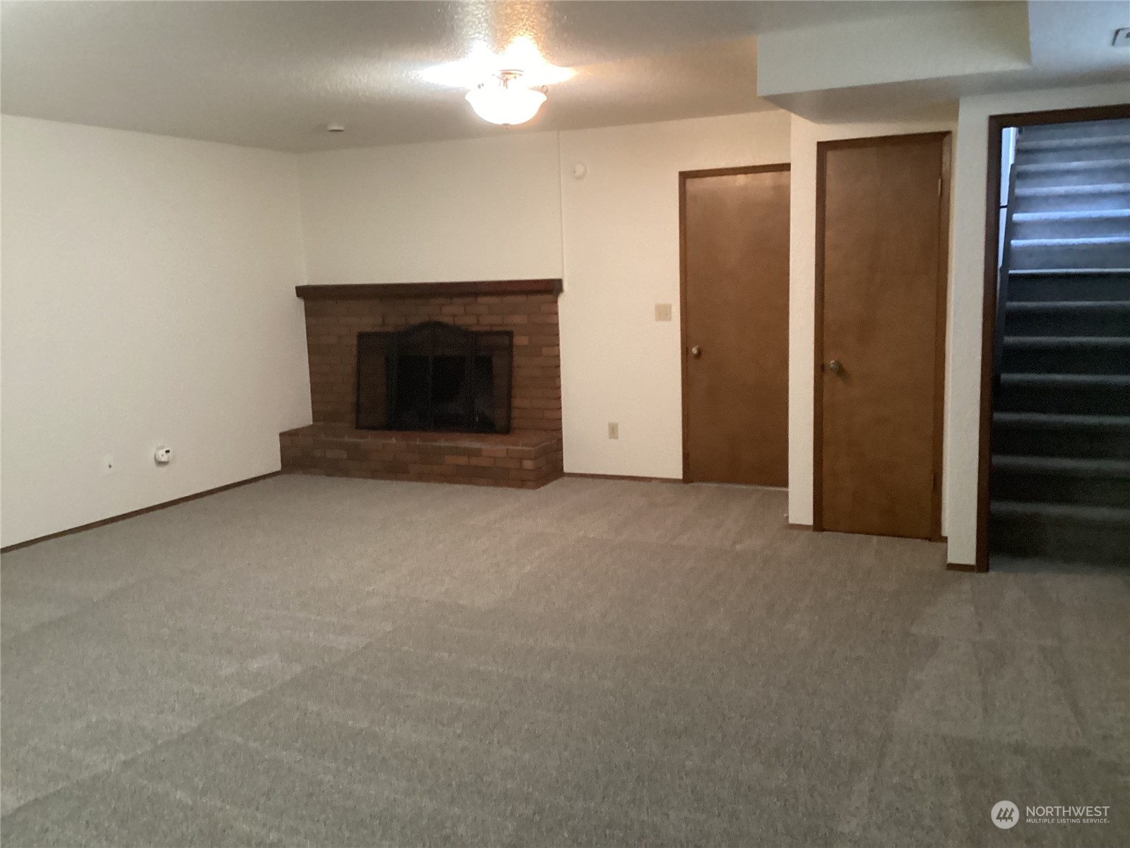 252 Elm Street B Property Photo 29