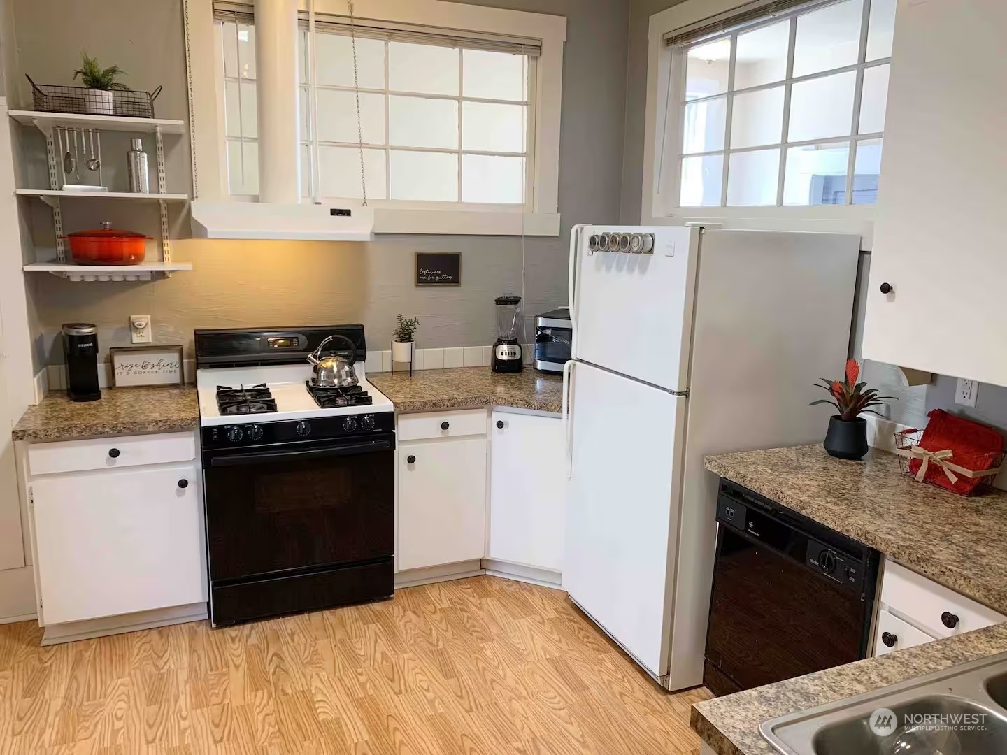 204 S Meridian Property Photo 7