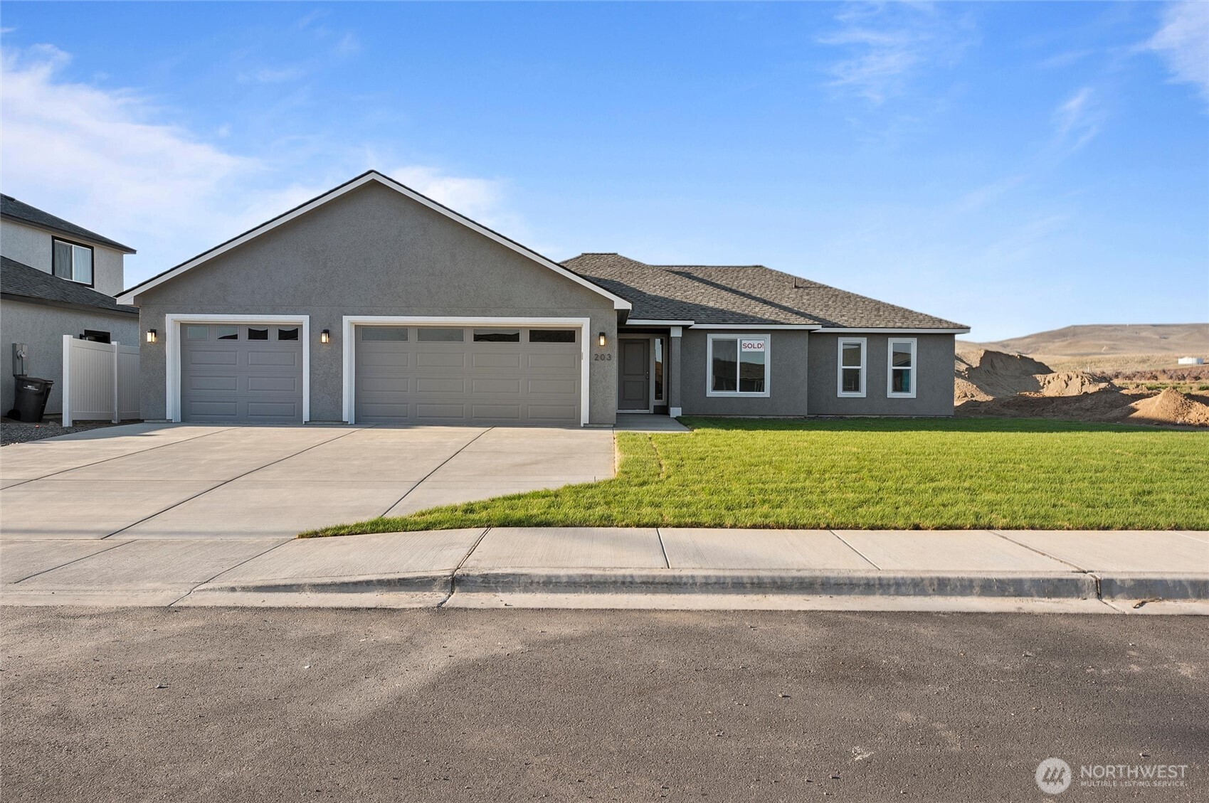 203 Rattray Drive Property Photo