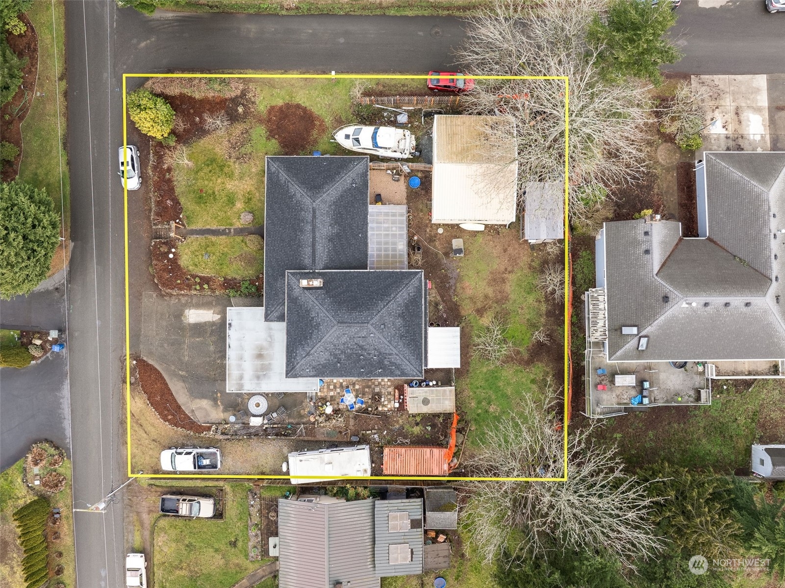 1205 S 228th Street Property Photo 3