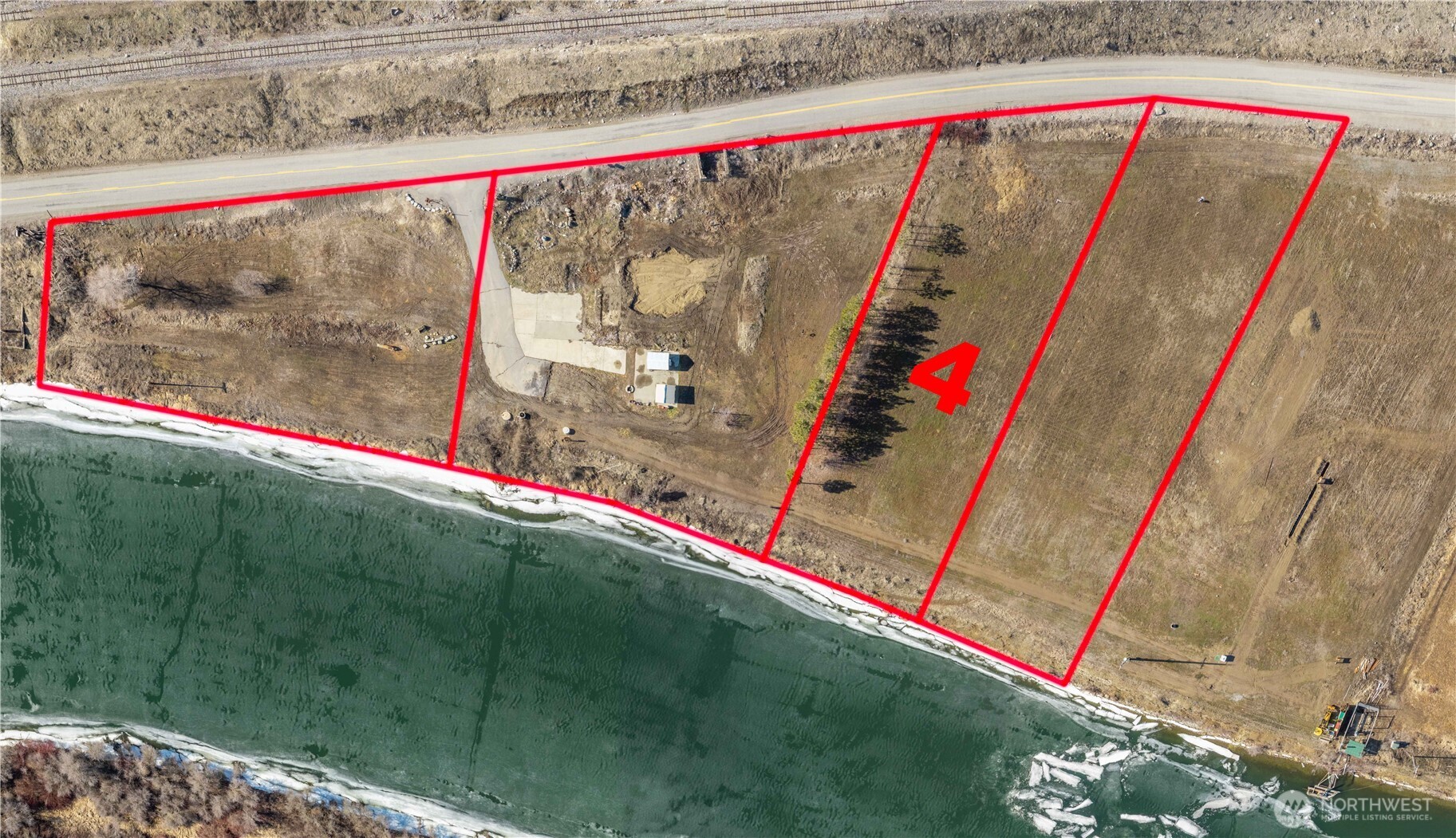 624 Monse River Road Property Photo 2