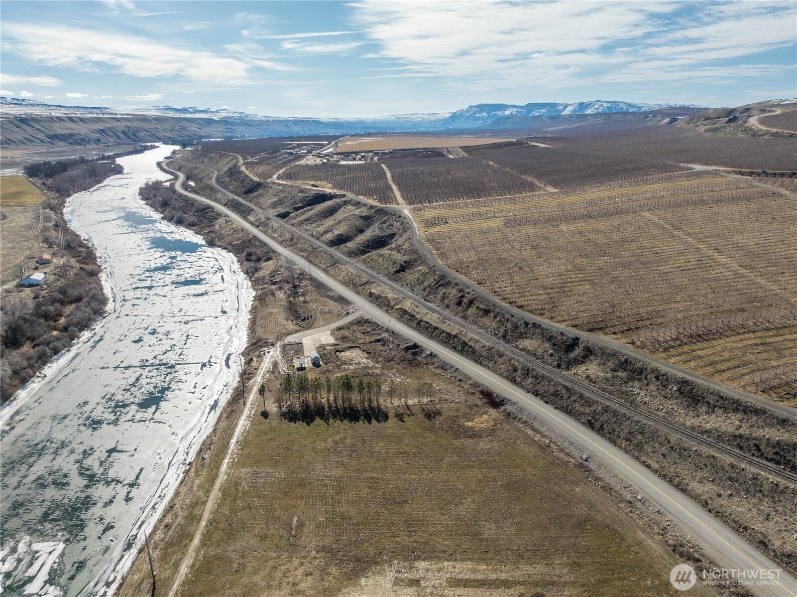 624 Monse River Road Property Photo 6