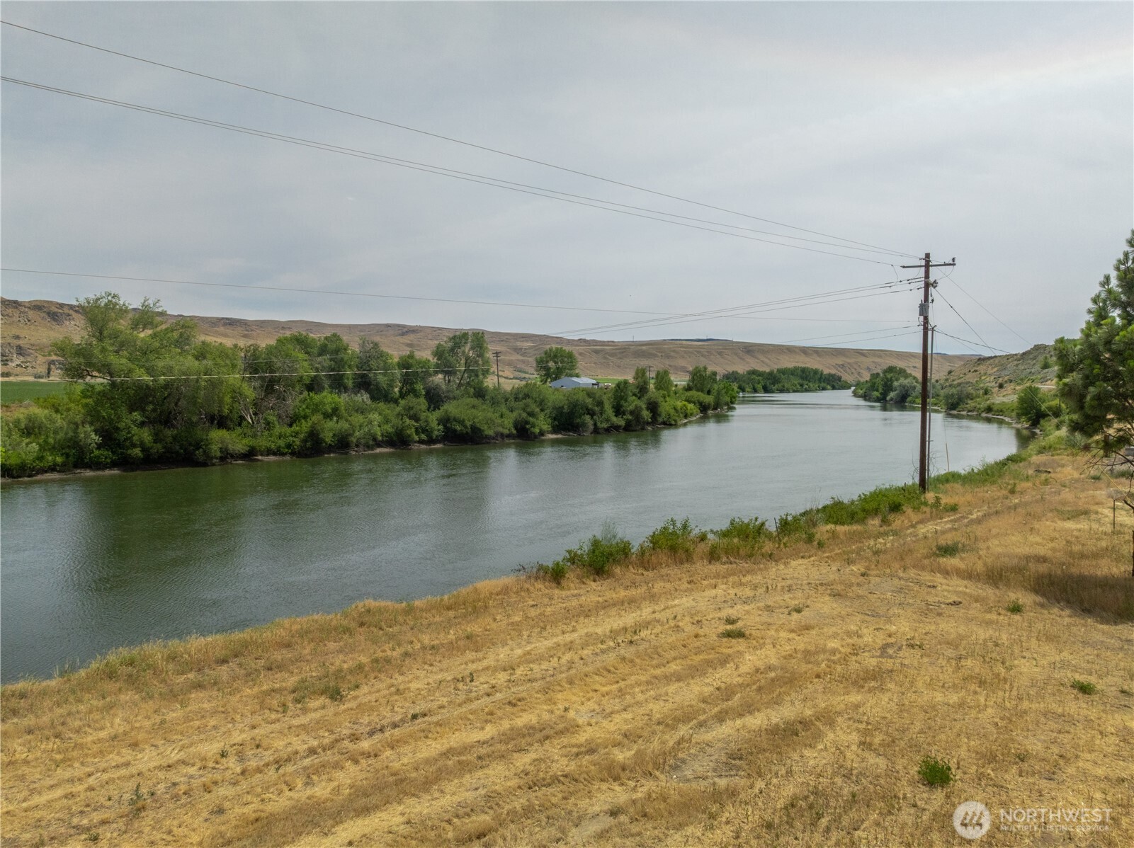 624 Monse River Road Property Photo 7
