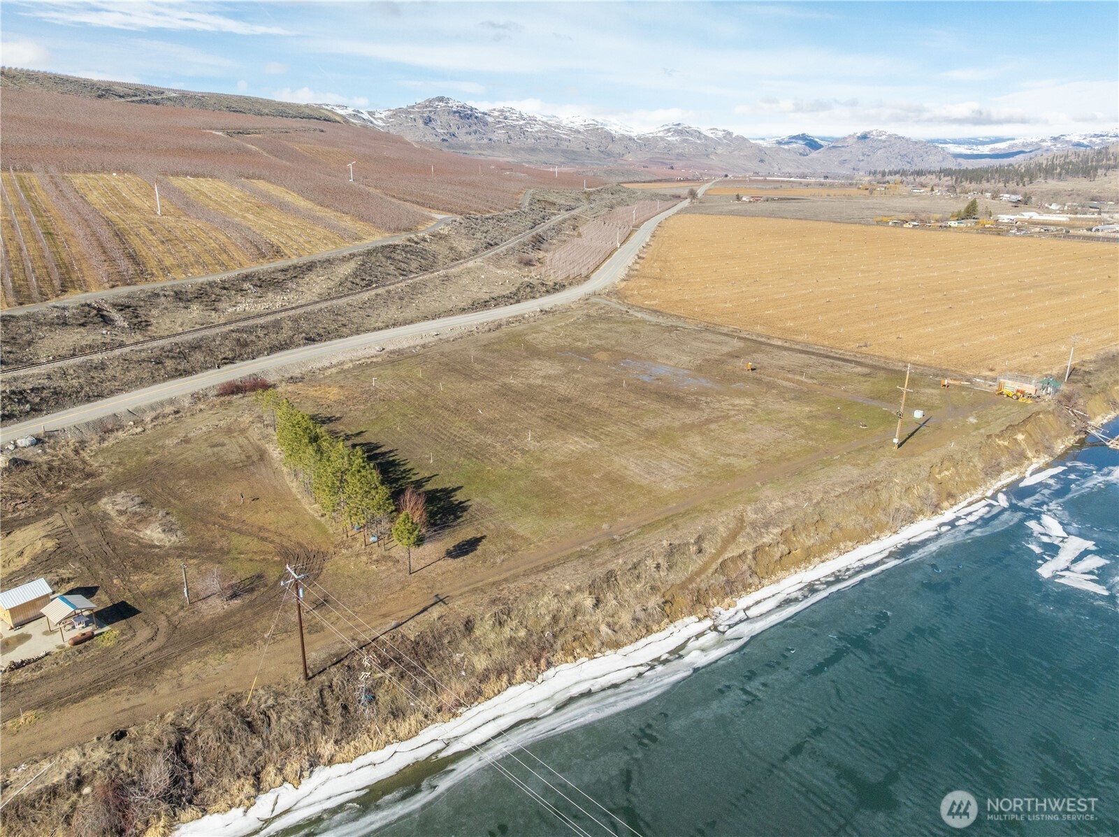 624 Monse River Road Property Photo 15