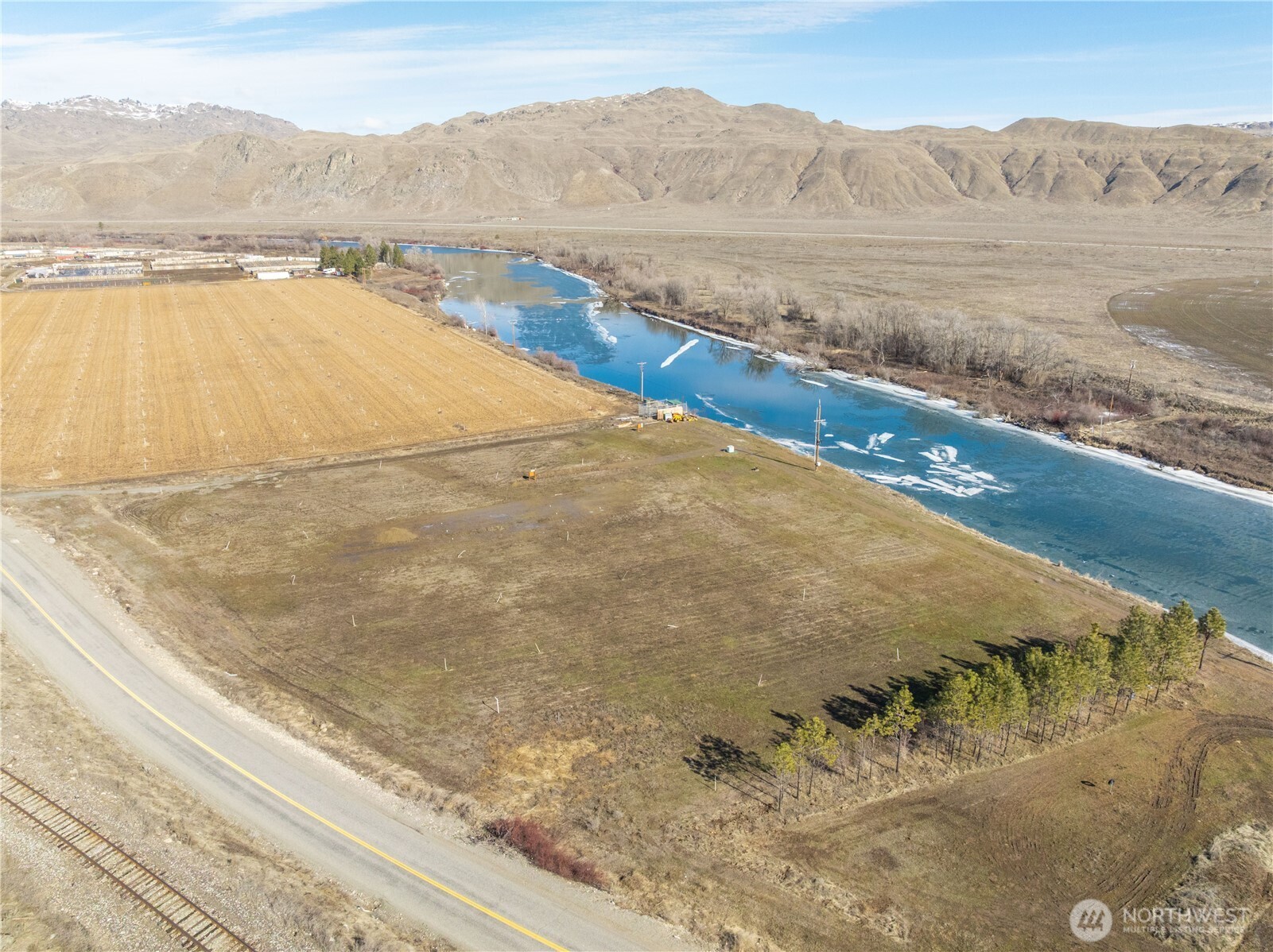 624 Monse River Road Property Photo 17