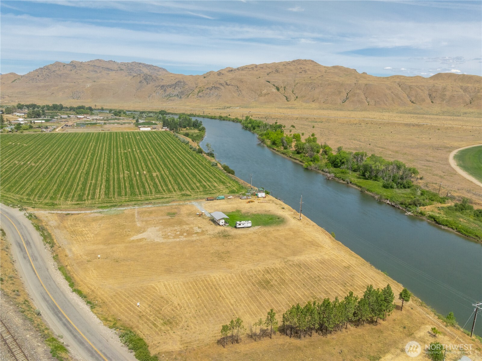 626 Monse River Road Property Photo 6