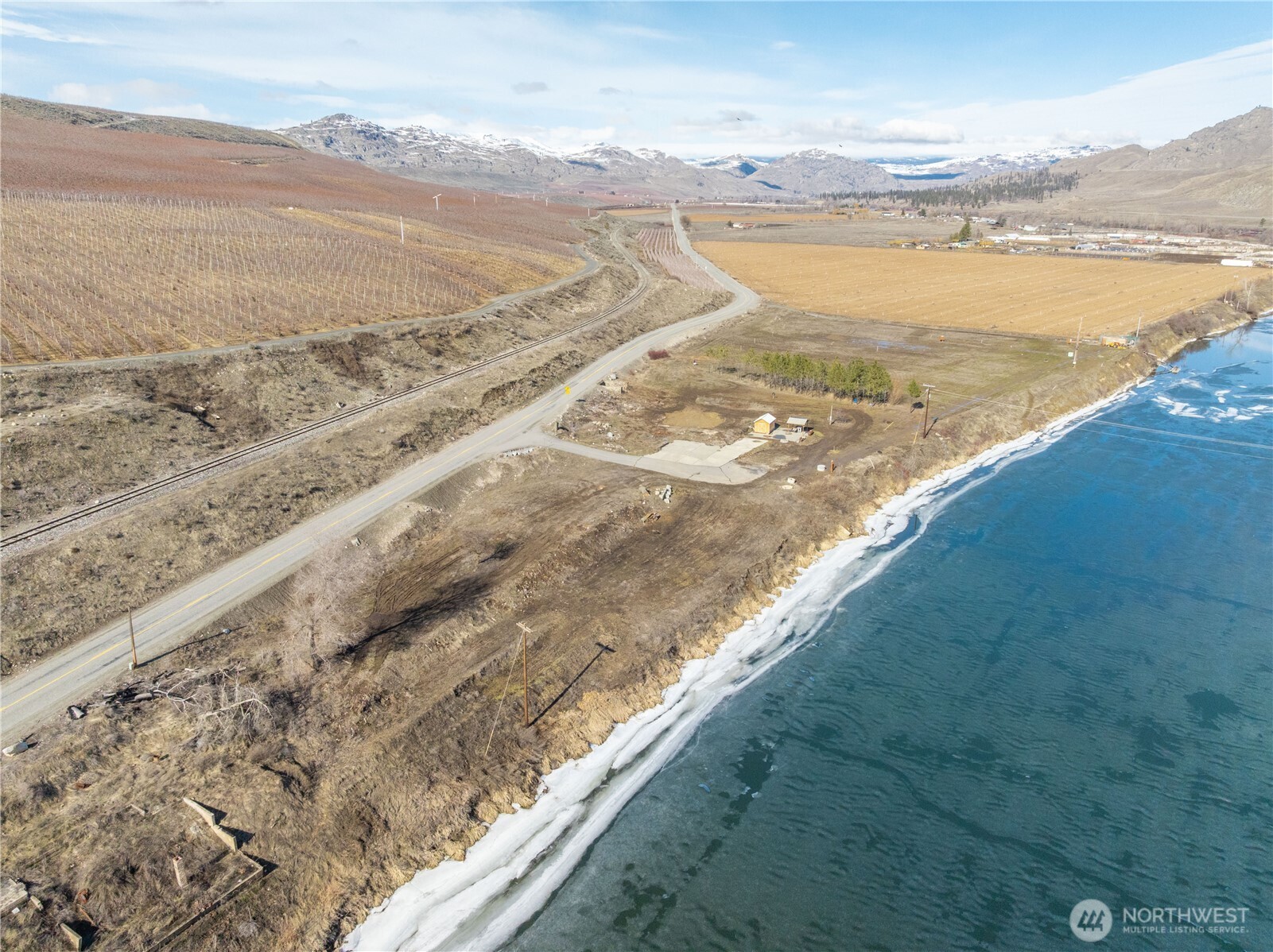 626 Monse River Road Property Photo 8