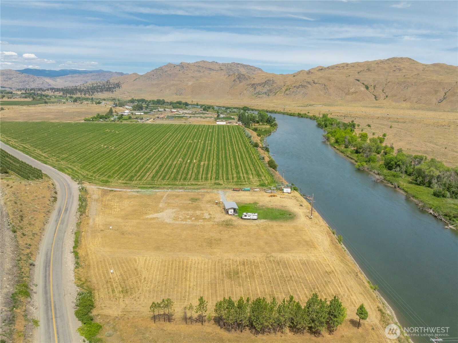 626 Monse River Road Property Photo 8