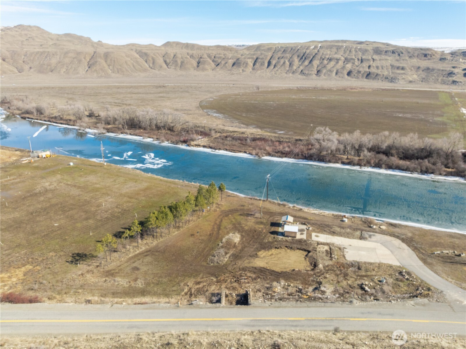 626 Monse River Road Property Photo 15