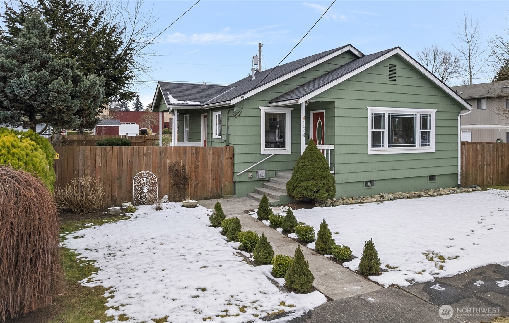 124 W Gilman Avenue Property Photo