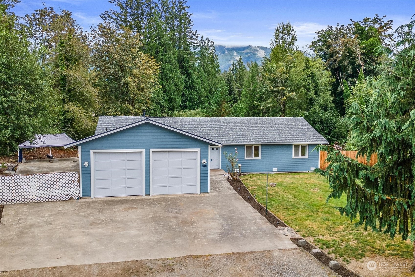 100 Powell Lane Property Photo